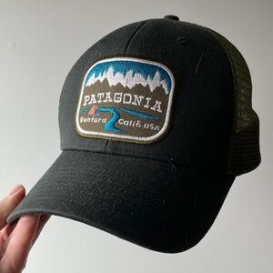 Patagonia Green P-6 Logo Trucker Hat Mesh Snapback Outdoor Travel One Size